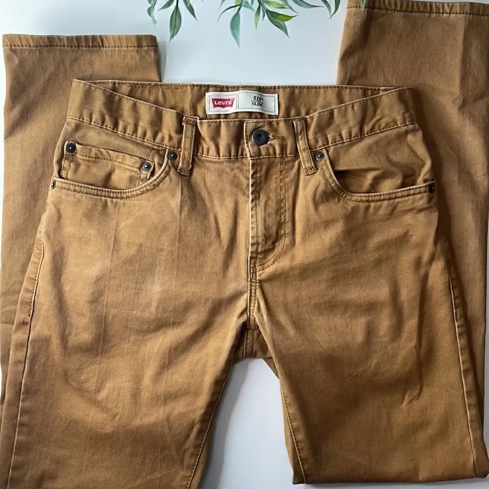 Levi’s 511 slim fit cotton khaki pants. Size 16 Regular. Slightly distressed